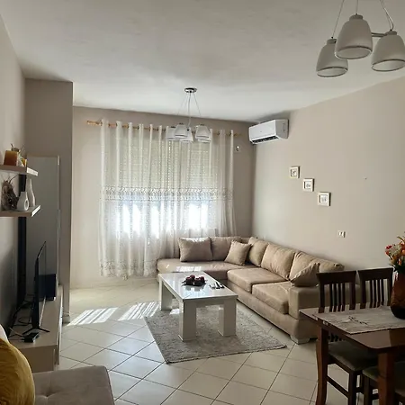Apartment Sunrise Near The Center Tirana